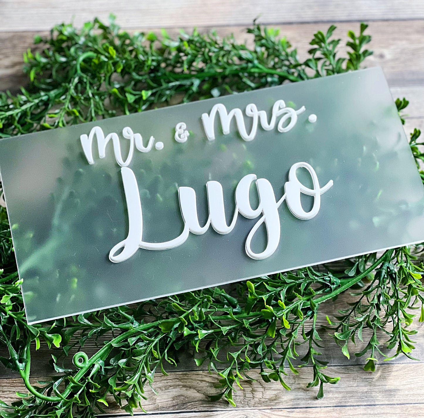 Mr. & Mrs. Wedding Head Table 3D Acrylic Signs | Family Name Laser Cut Acrylic Sign with Stand | Sweetheart Table Decor