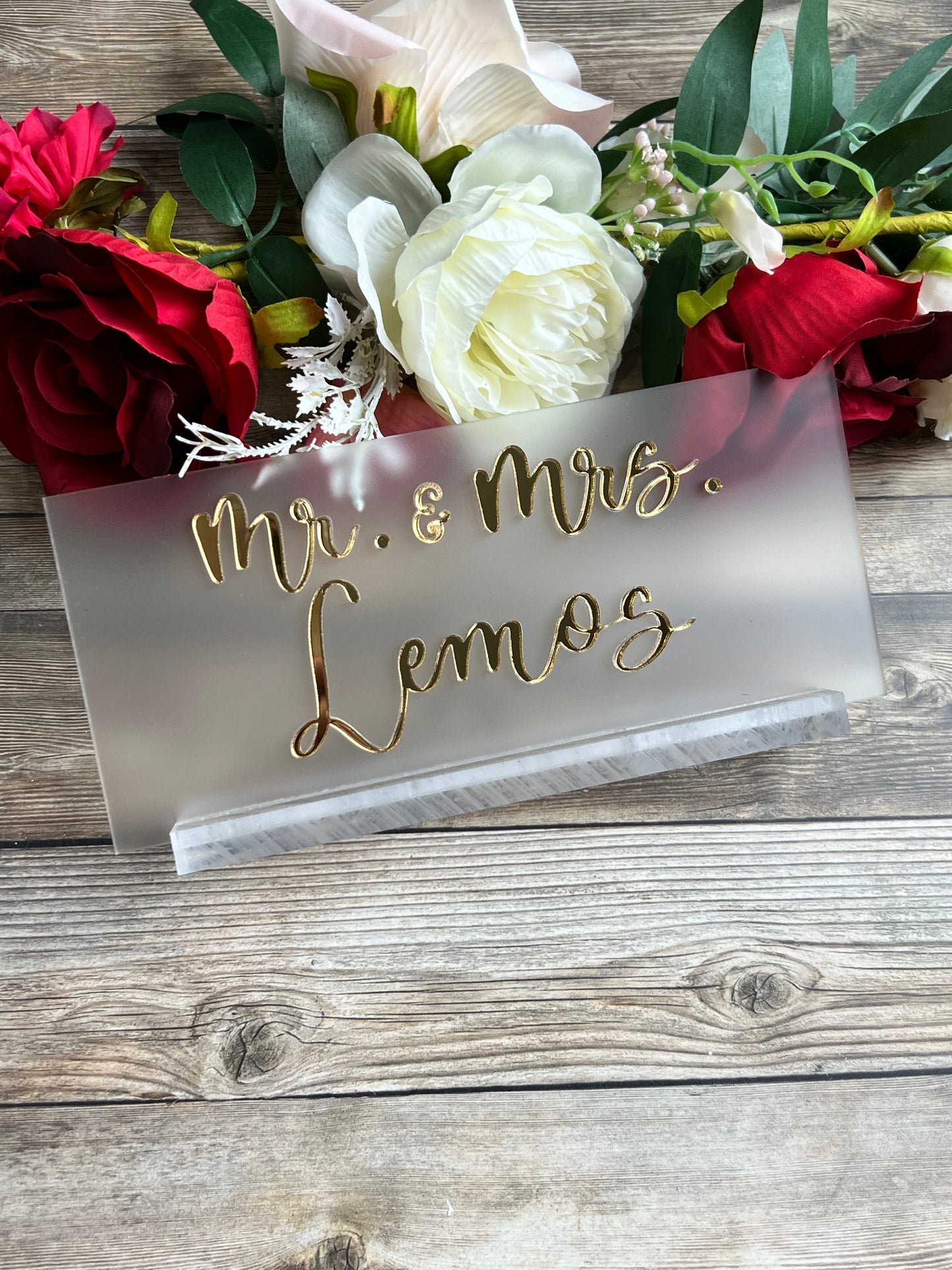 Mr. & Mrs. Wedding Head Table 3D Acrylic Signs | Family Name Laser Cut Acrylic Sign with Stand | Sweetheart Table Decor