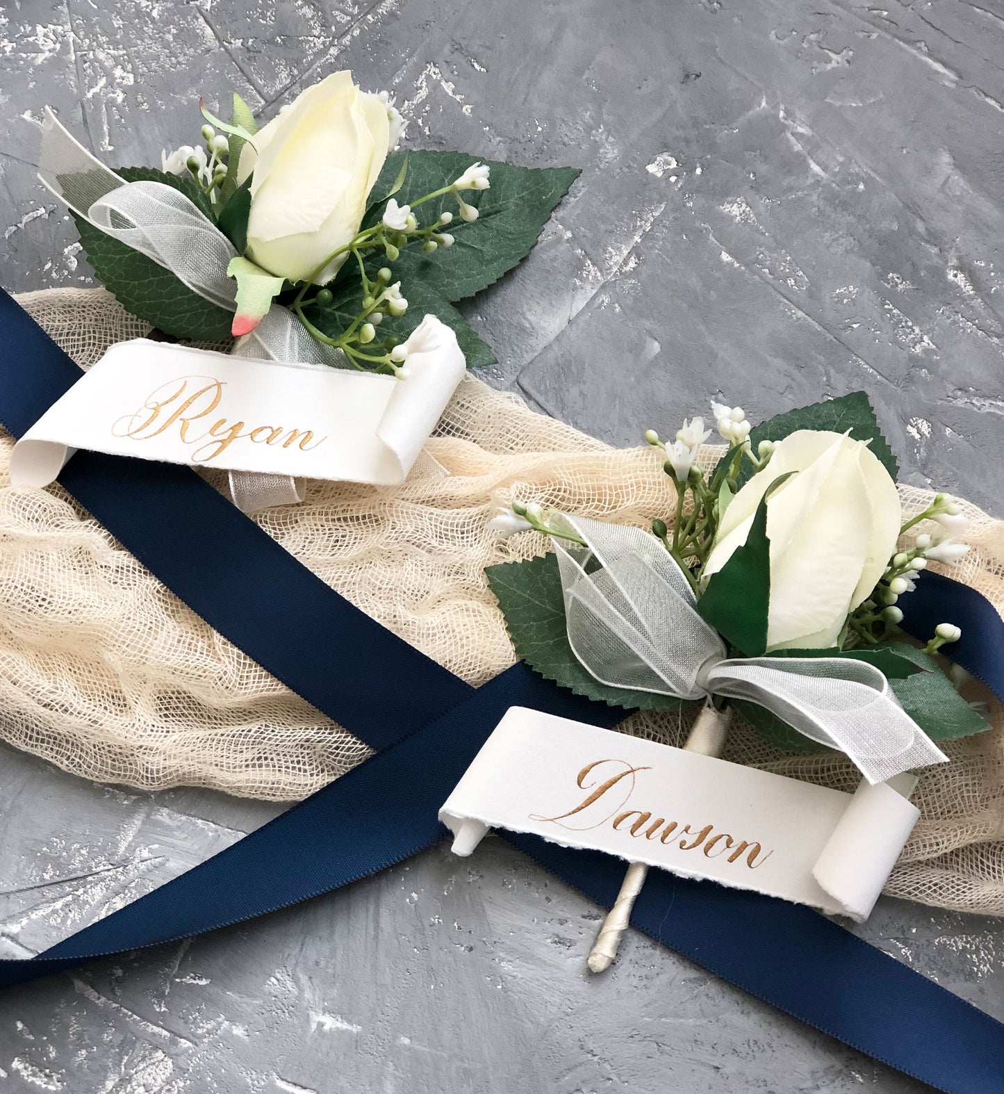 Wedding Boutonnieres Calligraphy Name Scroll Tags | Groomsmen Boutonnieres Name Tags