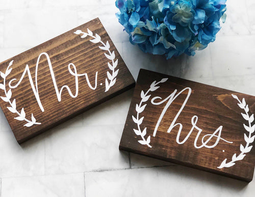Mr. & Mrs. Wedding Head Table Wood Signs | Bride and Groom Wreath Wood Sign | Rustic Wedding Decor Sign